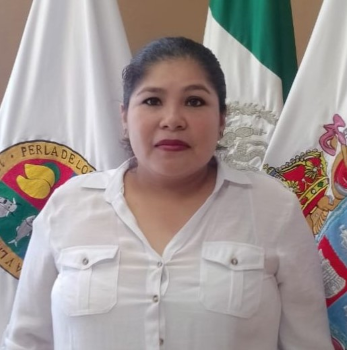 ADRIANA DEL CARMEN CLEMENTE HERNÁNDEZ